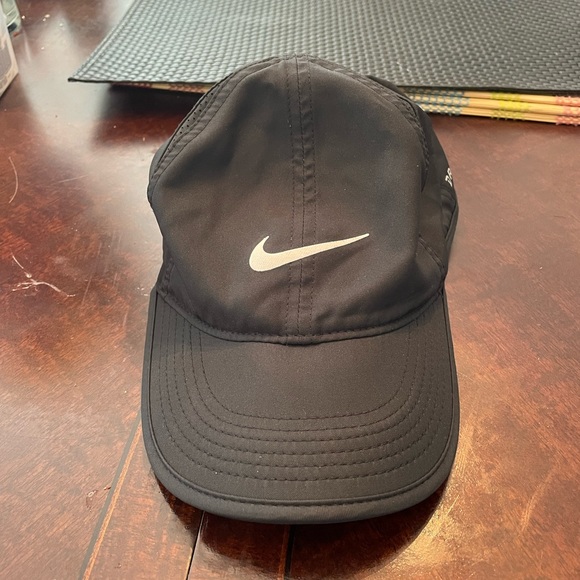 Nike cap dryfit - Picture 1 of 4